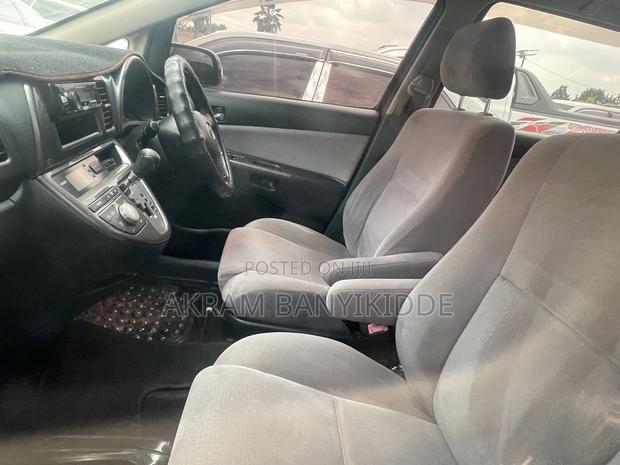 Toyota Wish 2008 Silver