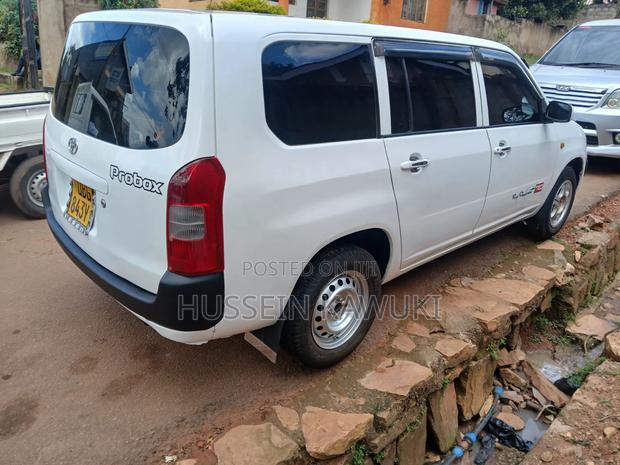 Toyota Probox 2010 White