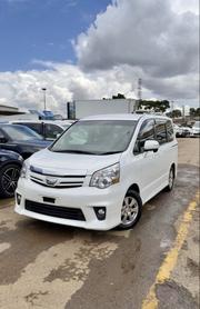 Toyota Noah 2013 White for sale