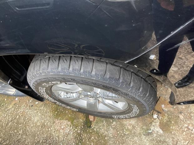 Toyota Hilux 2018 Black