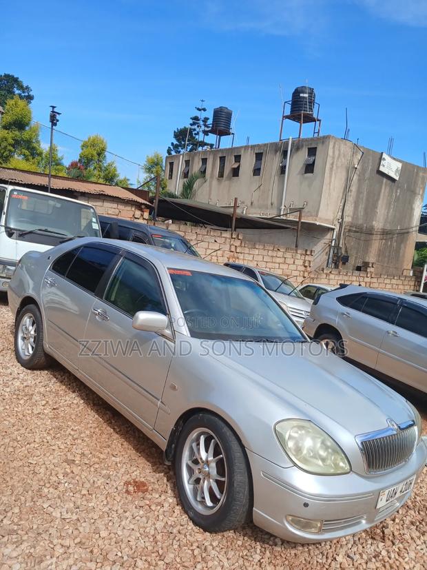 Toyota Brevis 2013 Silver