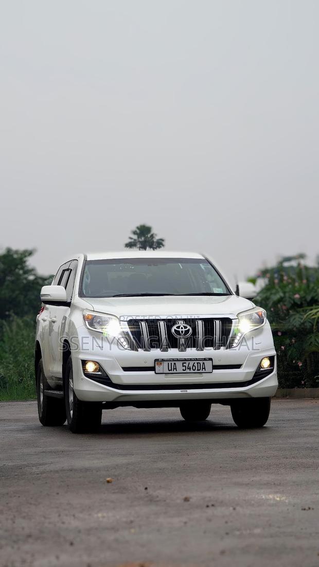 Toyota Land Cruiser Prado 2016 White
