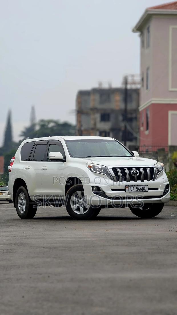 Toyota Land Cruiser Prado 2016 White
