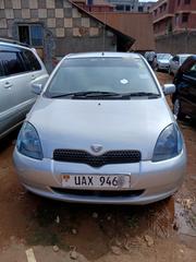 Toyota Vitz 2000 Silver for sale