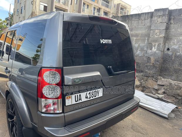 Land Rover Discovery 2019 Gray