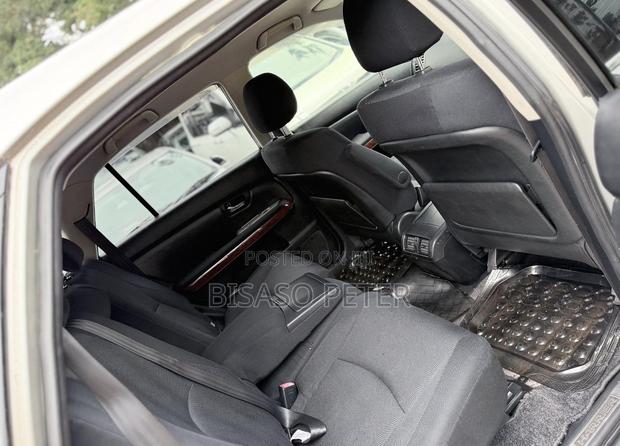 Toyota Harrier 2.4 2009 Silver
