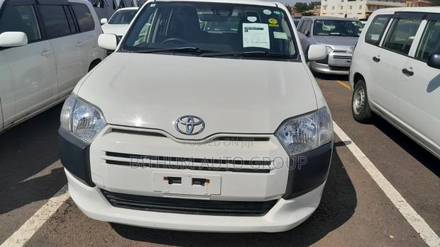 Toyota Probox 1.5 DX 2WD 2016 White