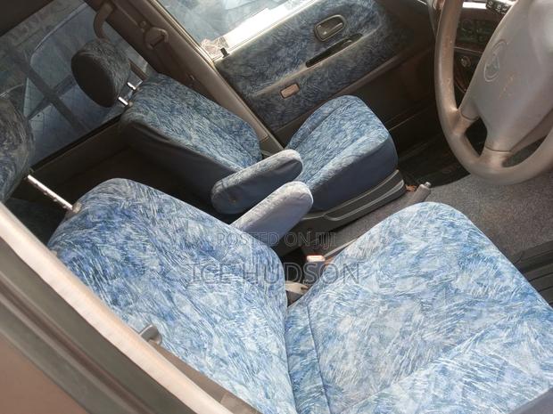 Toyota TownAce Noah 2000