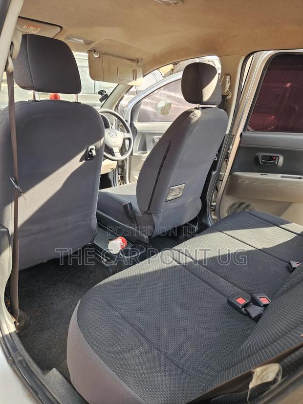 Toyota Passo 2006 Silver