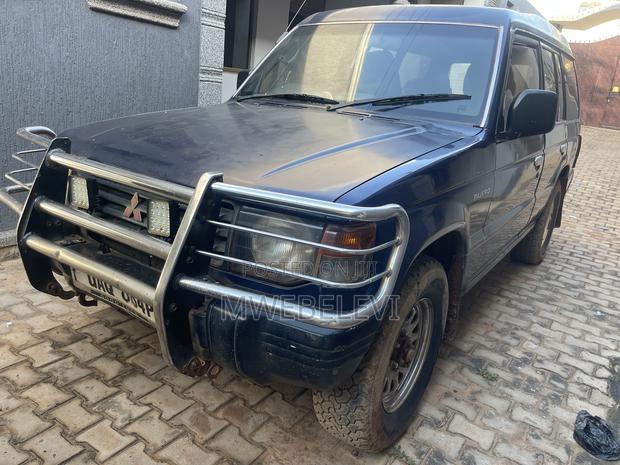 Mitsubishi Pajero 2.5 D 1996 Blue