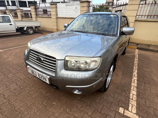 Subaru Forester 2006 Silver