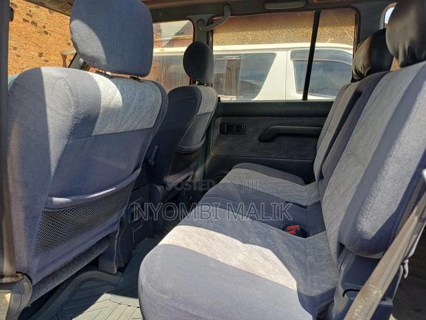 Toyota Land Cruiser Prado 2000 Green