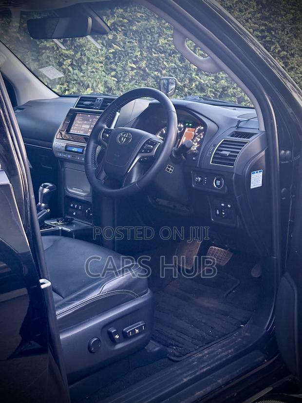 Toyota Land Cruiser Prado 2.7 2017 Black