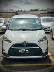 Toyota Sienta 1.5 AWD 2016 White for sale