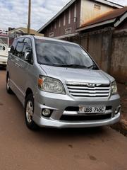 Toyota Noah 2006 Silver for sale