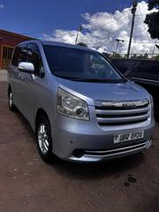 Toyota Noah 2009 Silver for sale