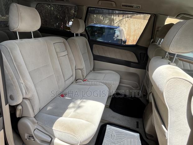 Toyota Alphard 2007 White