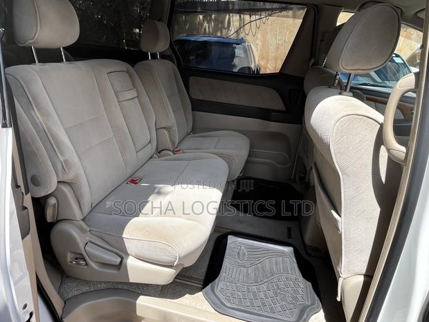 Toyota Alphard 2007 White