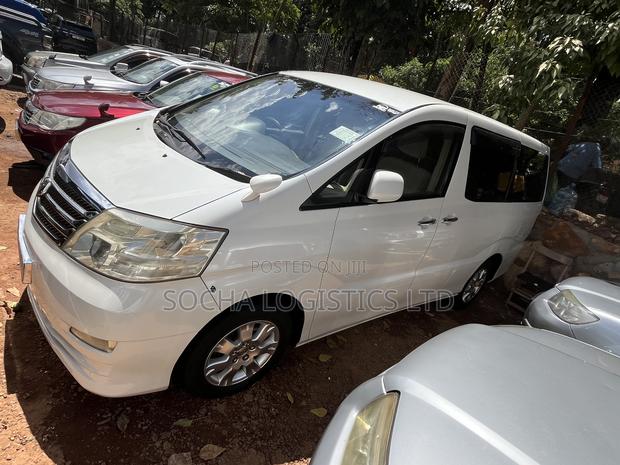 Toyota Alphard 2007 White