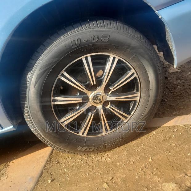 Toyota Noah 2013 Blue