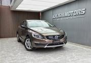 Volvo V60 2017 Brown for sale