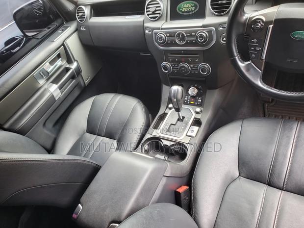 Land Rover Discovery 2013 Gray