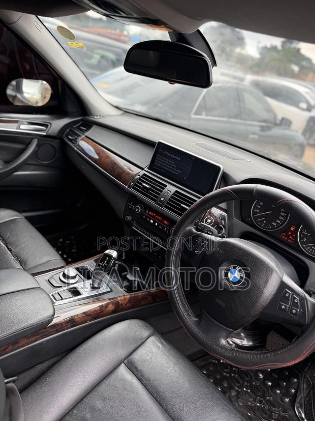 BMW X5 xDrive 30i AWD (3.0L 6cyl 6A) 2009 Black