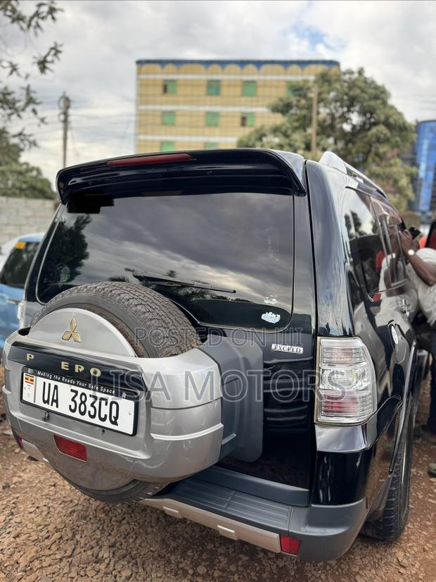 Mitsubishi Pajero 2008 Black