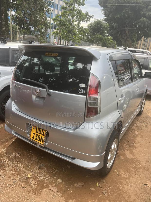 Toyota Passo 2007 Silver