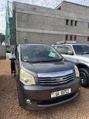Toyota Noah 2010 Black for sale