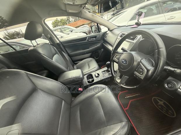 Subaru Outback 2016 Black