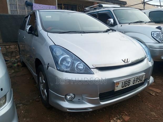 Toyota Wish 2006 Silver