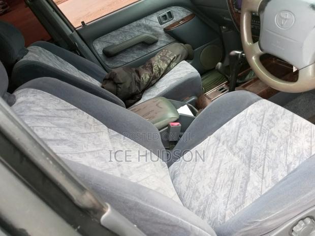Toyota Land Cruiser Prado 1999 White