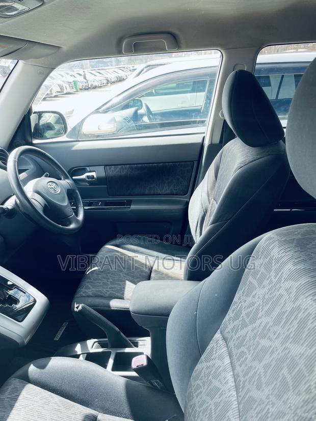 Toyota Corolla Rumion 2012 White