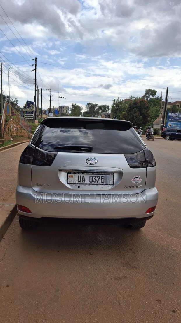 Toyota Harrier 2.4 2009 Silver