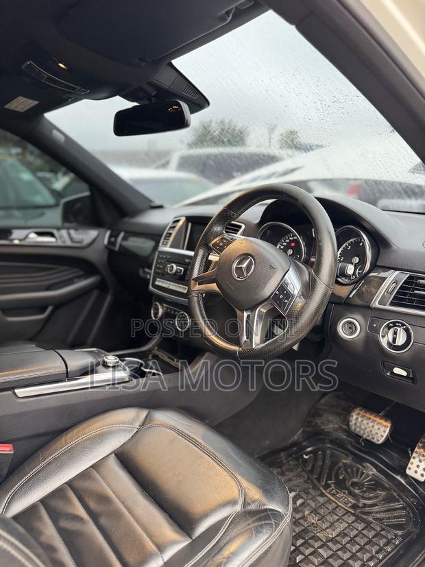 Mercedes-Benz M Class 2013 White