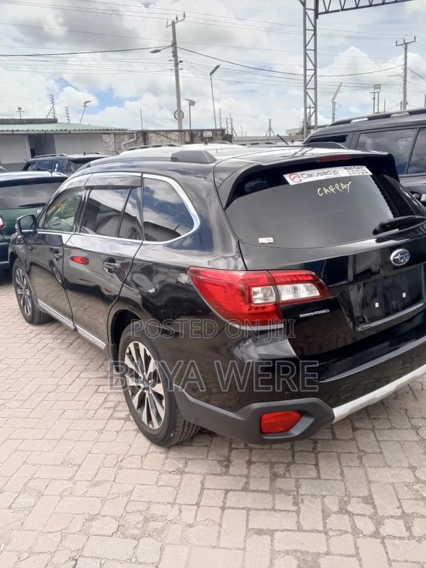 Subaru Outback 2.5i Limited 4dr Wagon AWD (2.5L 4cyl CVT) 2015 Black