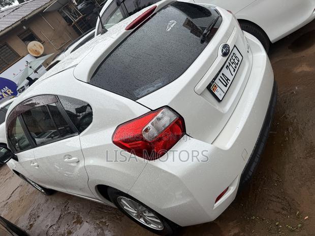 Subaru Impreza 1.6 Sport 2012 White
