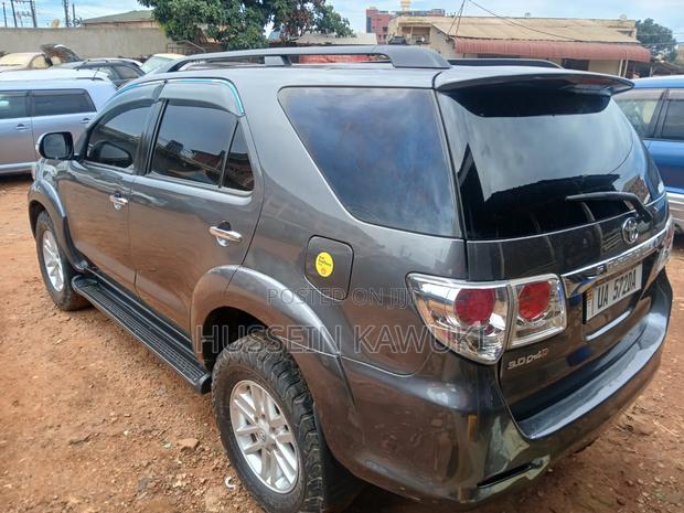Toyota Fortuner 2013 Gray