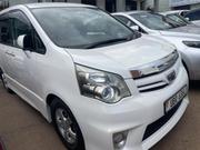 Toyota Noah 2011 White for sale
