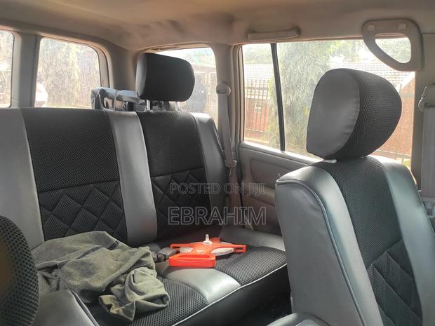 Toyota Land Cruiser 2003 White