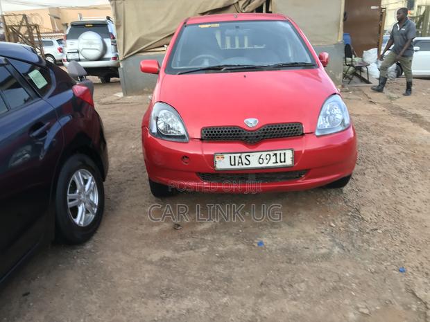 Toyota Vitz 2007 Red