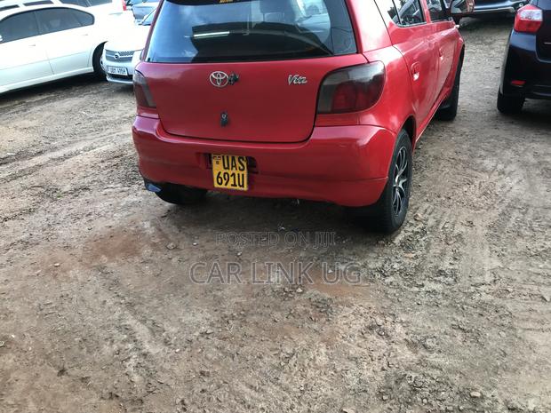 Toyota Vitz 2007 Red