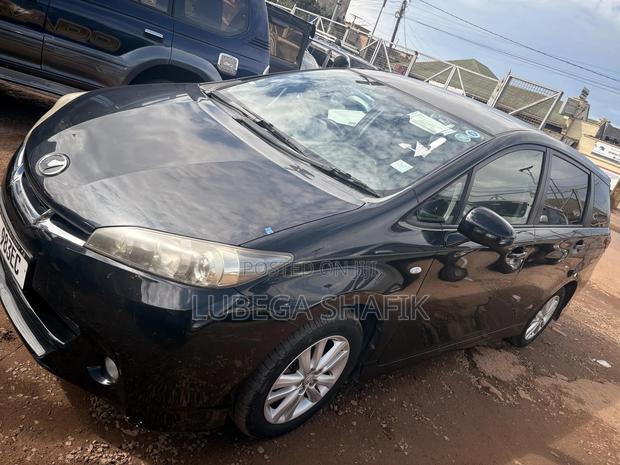 Toyota Wish 2010 Black