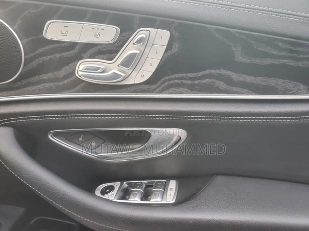 Mercedes-Benz E200 2017 Silver