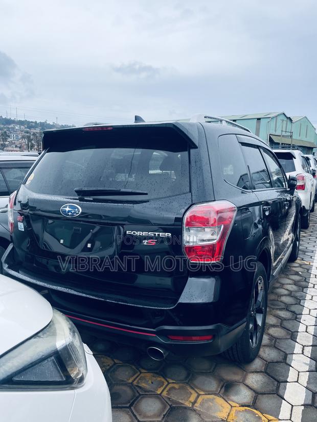 Subaru Forester 2015 Black