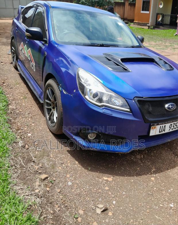 Subaru Legacy 2010 Blue