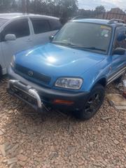 Toyota RAV4 Automatic 2000 Blue for sale