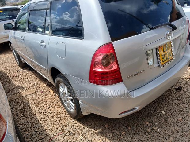 Toyota Corolla Fielder 2005 Silver