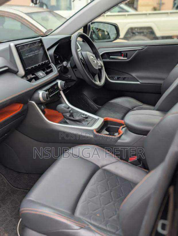 Toyota RAV4 2019 Black